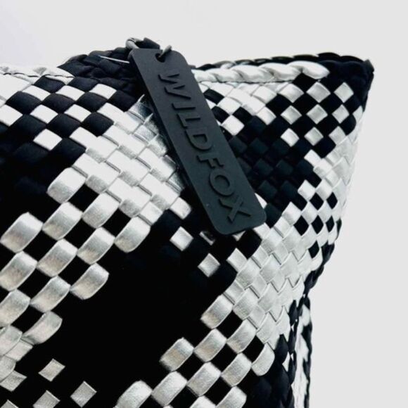 Wildfox Large Black Silver Woven Tote Bag - Picture 4 of 4